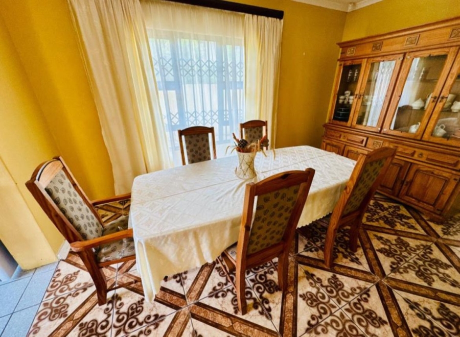 3 Bedroom Property for Sale in Sunnyridge Eastern Cape